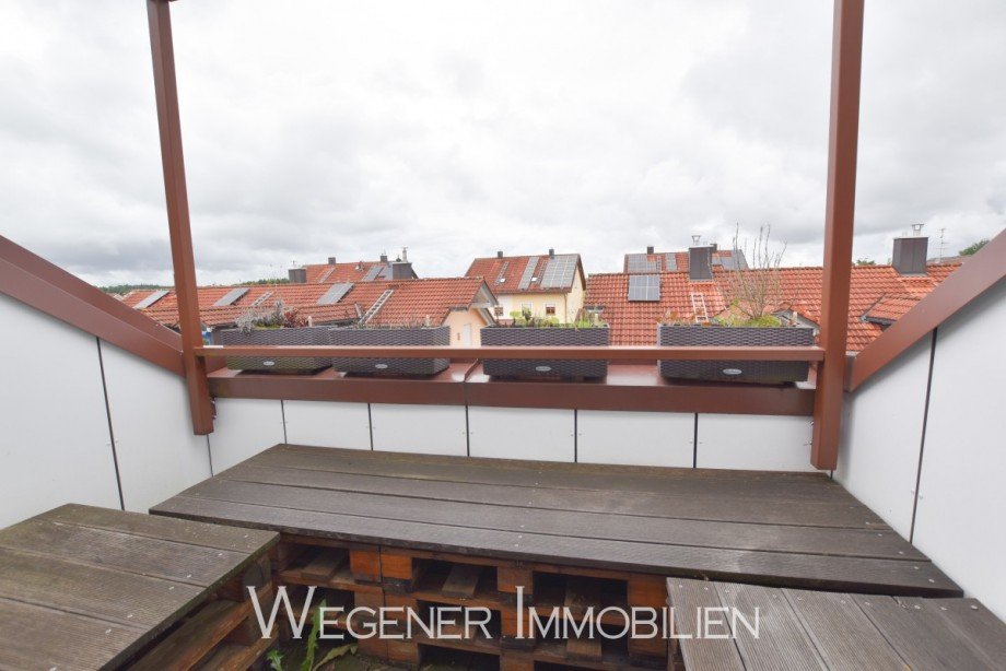 West-Loggia Dachgeschosswohnung Putzbrunn