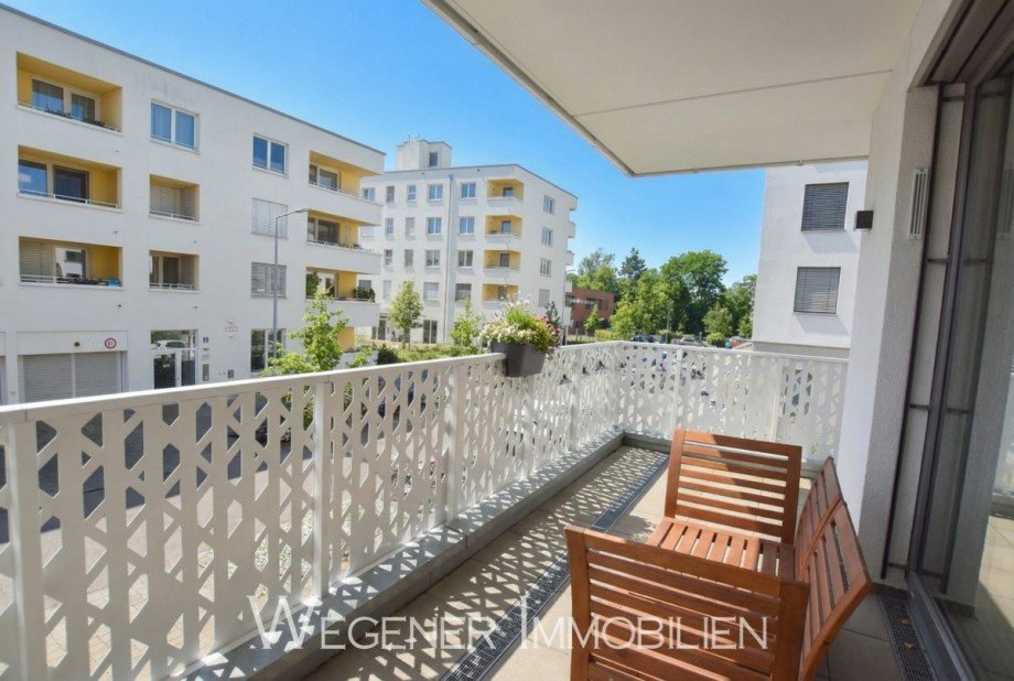 Gr. Balkon Etagenwohnung M�nchen
