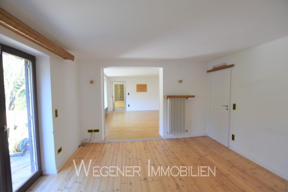 Blick ins Wohnen / Essen Doppelhaush�lfte M�nchen