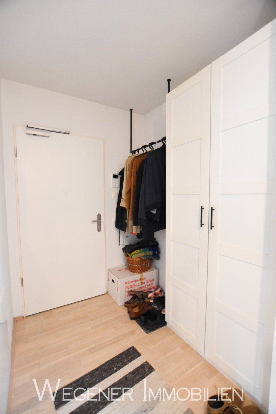 Eingang Dachgeschosswohnung Putzbrunn