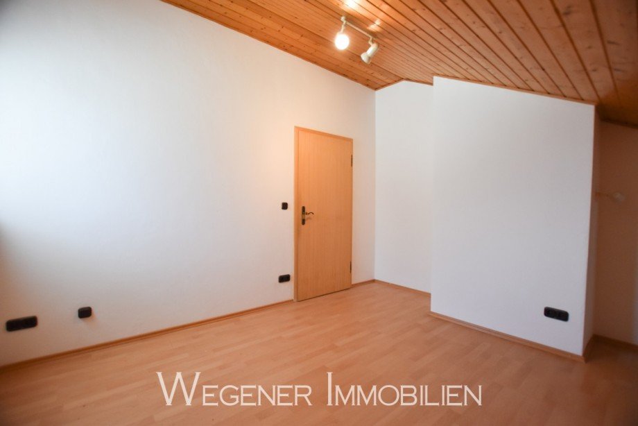 Schlafzimmer DG Zweifamilienhaus Steinh�ring