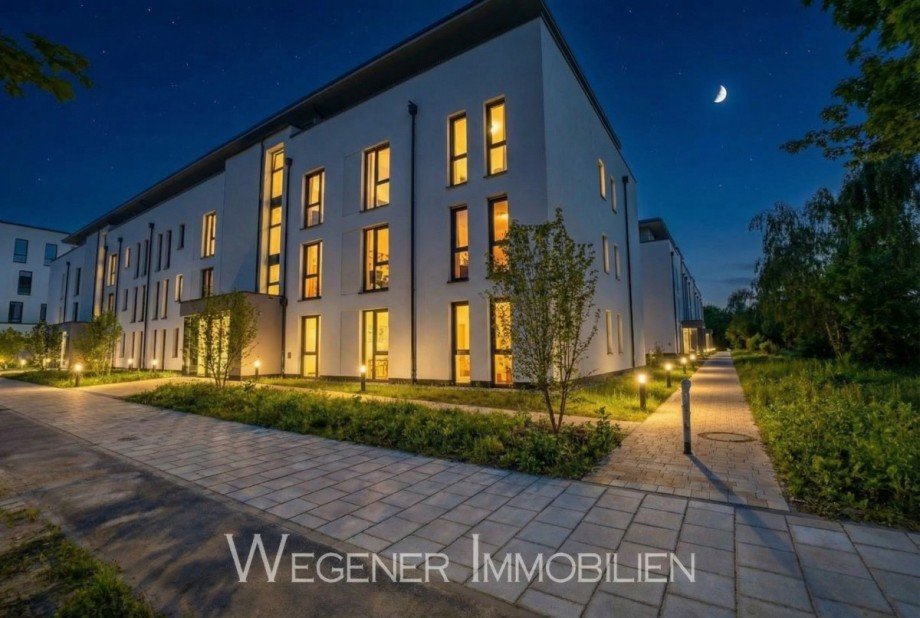 Ansicht_Zugang_Abend Etagenwohnung Haar