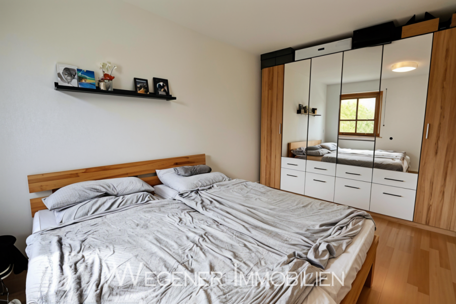 SZ mit Schrank Etagenwohnung Vaterstetten