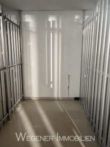 Keller *** Attraktive, helle 2-Zi-Wohnung mit EBK und TG-Einzelstellplatz in guter Lage Poing! ***