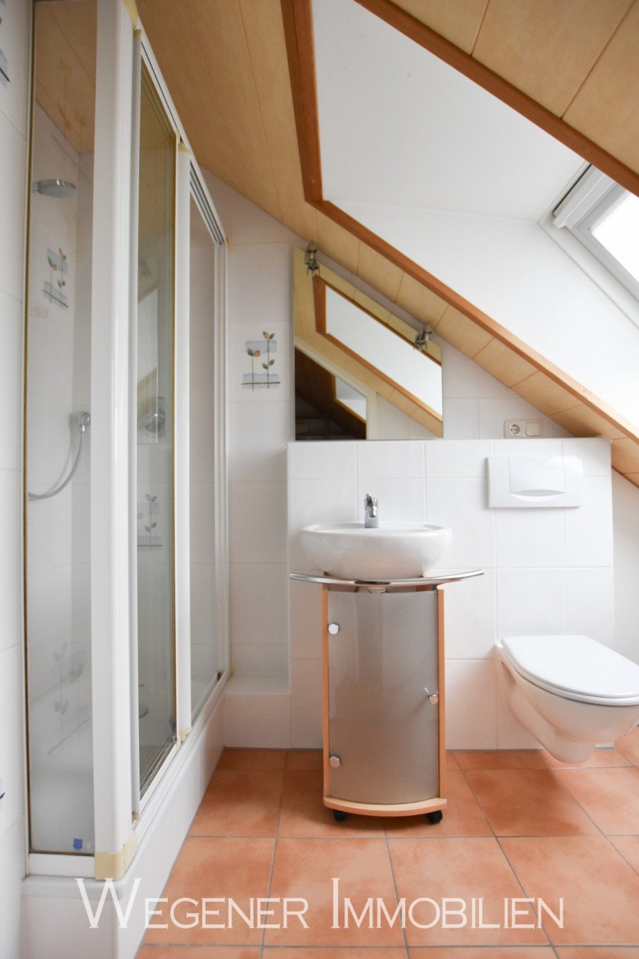 Duschbad DG Reihenmittelhaus Kirchheim bei M�nchen