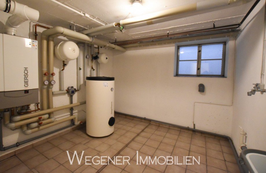 Heizungsraum KG Doppelhaush�lfte M�nchen