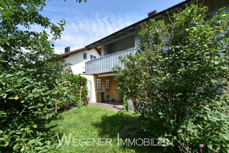 Garten Hausansicht Steinh�ring Zweifamilienhaus Gro�z�giges Mehrgenerationenhaus mit Garage u. Stellplatz in ruhiger Lage Steinh�ring!