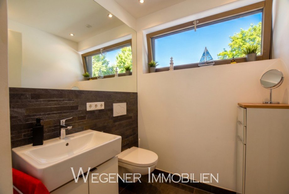 G�ste-WC EG Maisonettewohnung Haar