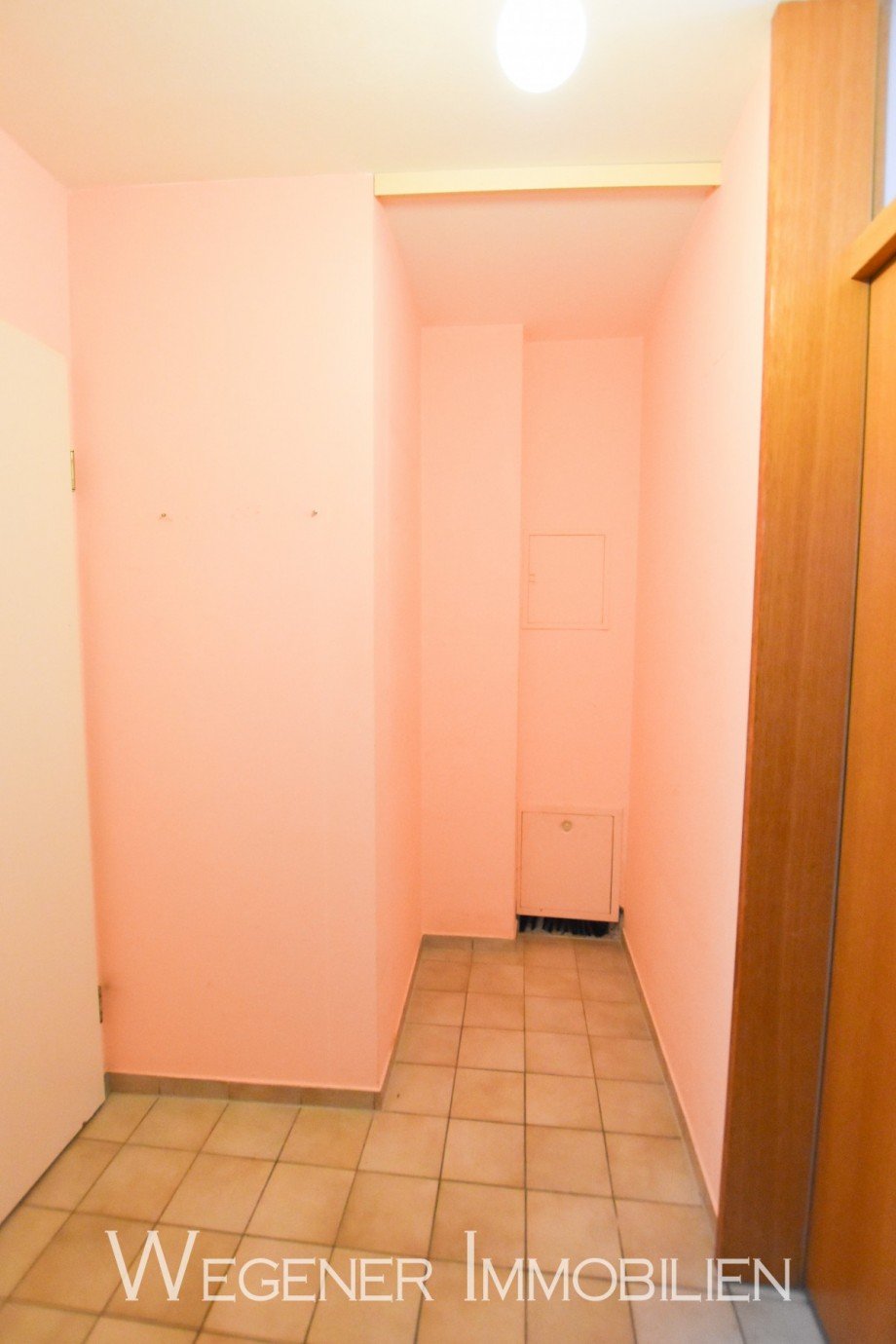 Flur Abstell Erdgeschosswohnung Taufkirchen