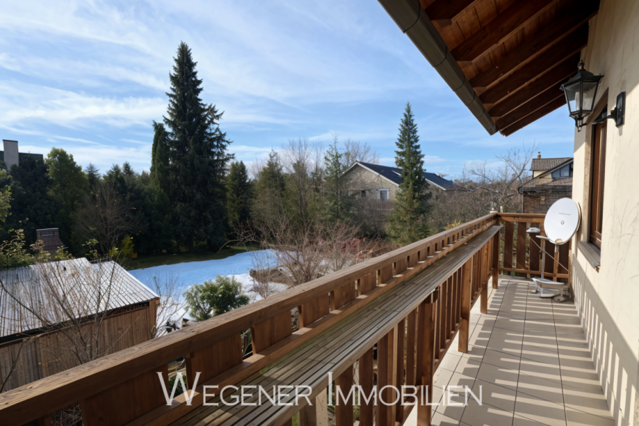 Balkon_ Doppelhaush�lfte Vaterstetten