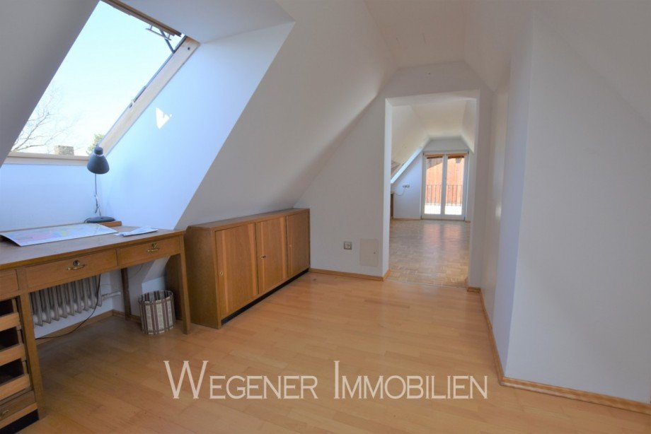 Dachgeschoss_ Doppelhaush�lfte M�nchen