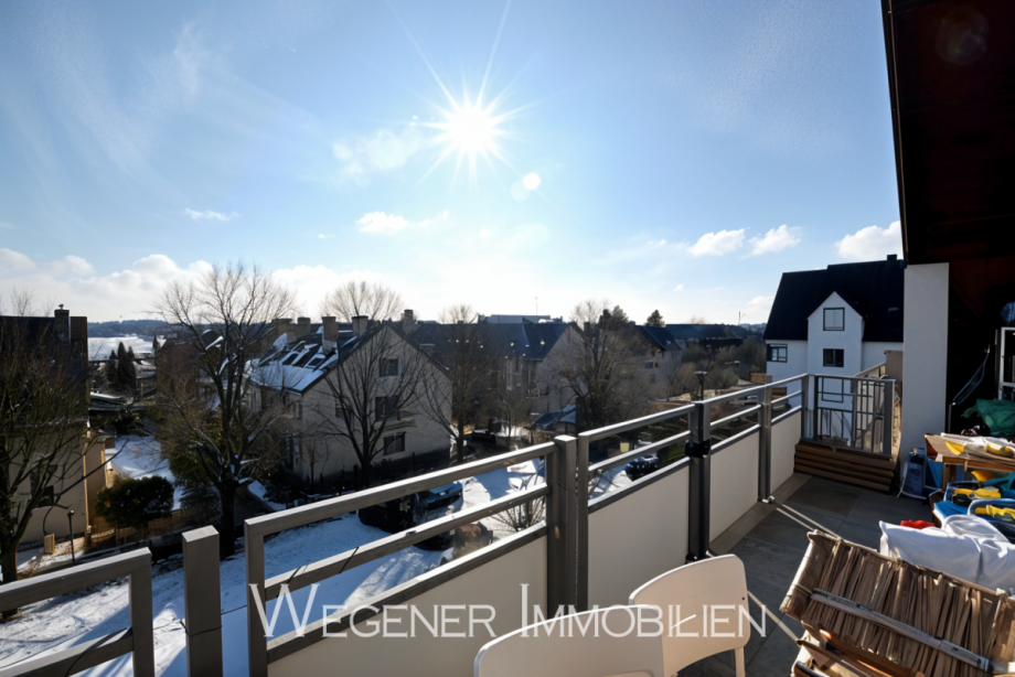 Ca. 10m� Balkon Dachgeschosswohnung Kirchheim bei M�nchen