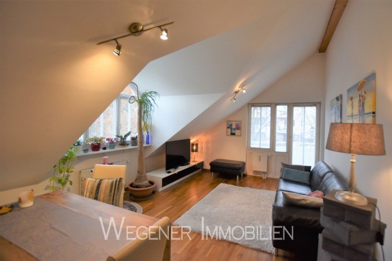 Wohnen M�nchen Dachgeschosswohnung ***Charmante 2-Zimmer-DG-Wohnung mit Balkon und EBK in ruhiger Lage Berg-am-Laim***