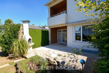 Terrasse Ihr neues Zuhause mit Potenzial: Charmante DHH mit gro�em Garten in guter Lage Neubiberg!