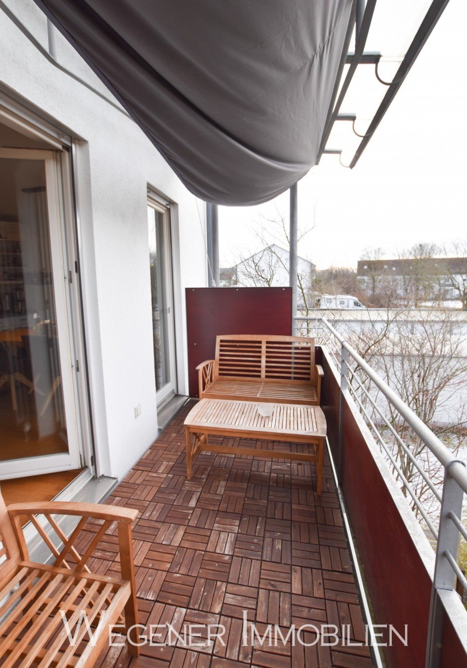 �berdachter Balkon Etagenwohnung Poing