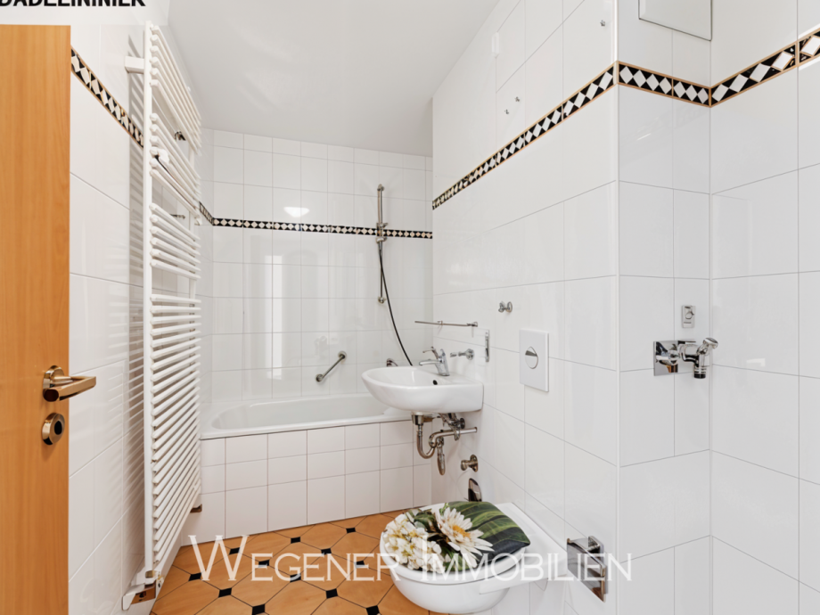 Bad - WMA Etagenwohnung Poing