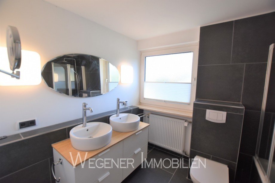 Badezimmer EG Doppelhaush�lfte M�nchen