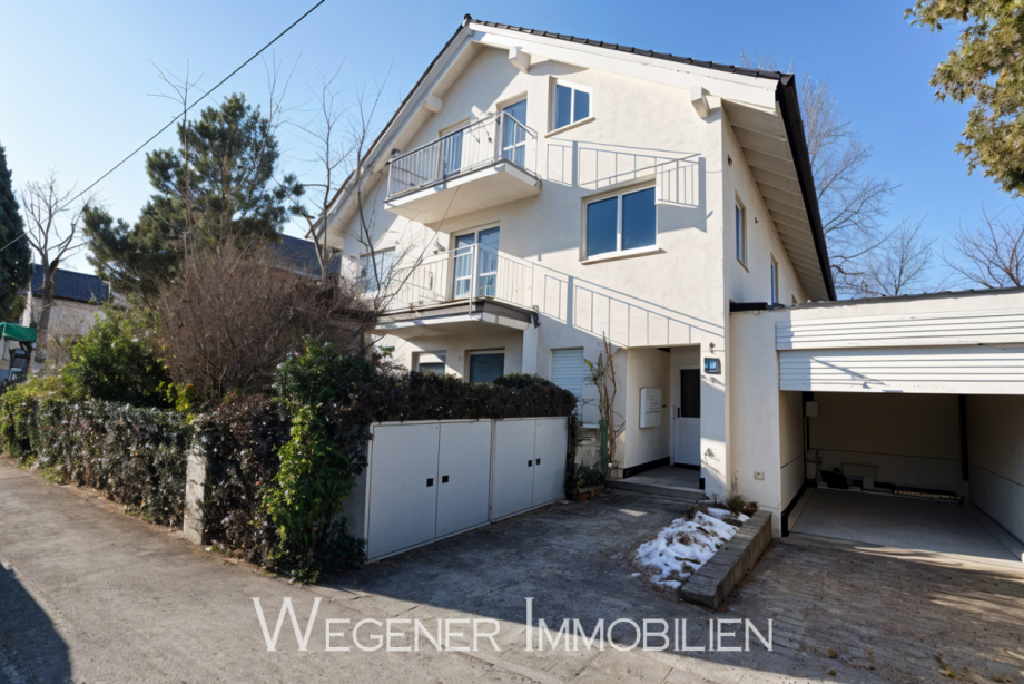 Aussenansicht Eingang Maisonettewohnung M�nchen