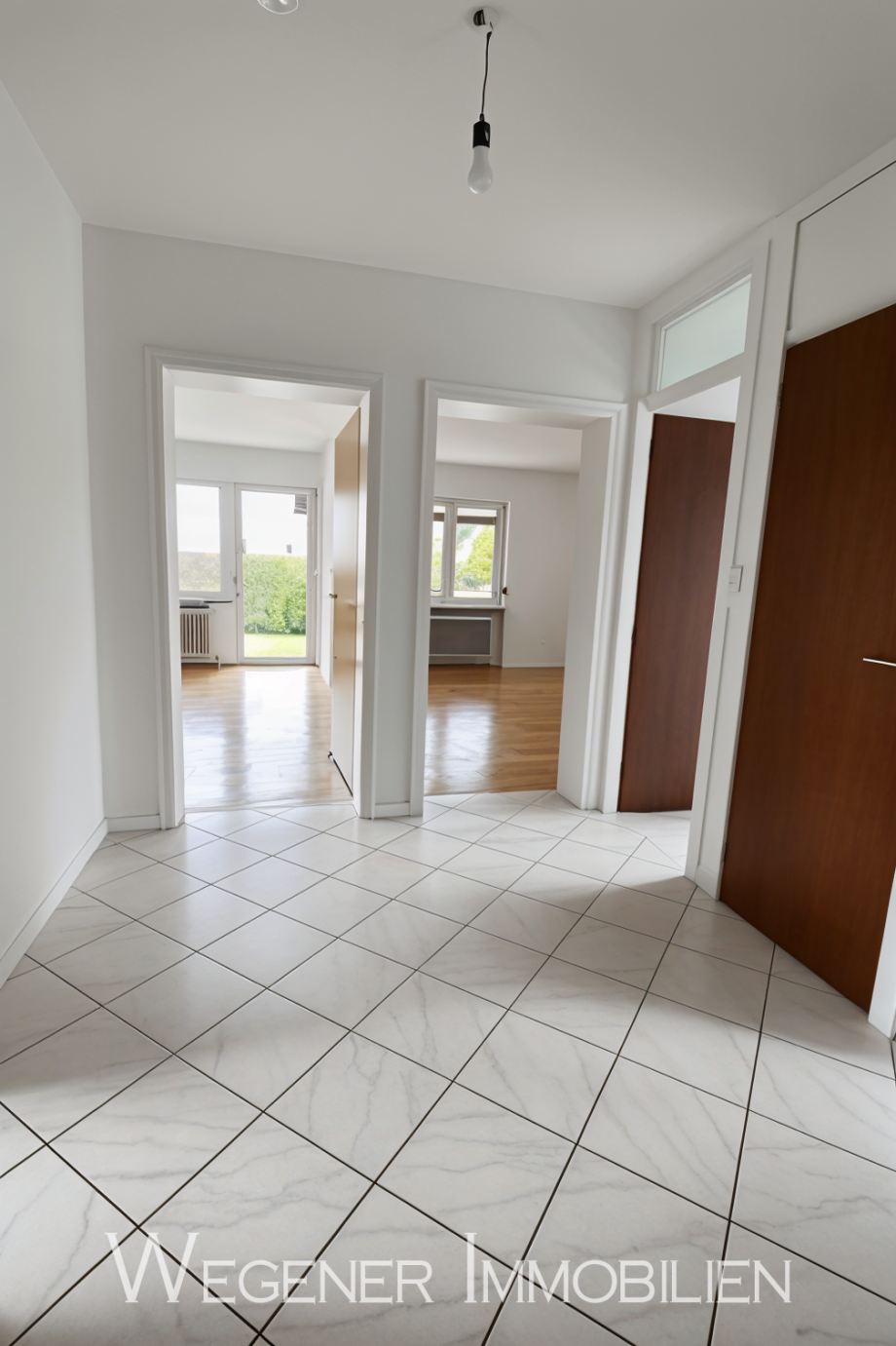 Gro�er Flur Erdgeschosswohnung M�nchen