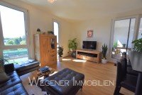 Bild (a848c784f0b6609393d74ea019fc0cd4): *** Befristet - Exklusive 3 Zi-DG-Wohnung mit EBK, Loggien und TG-Einzel in Gronsdorf! ***