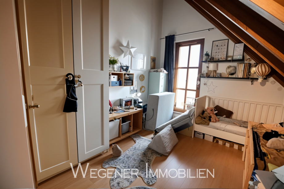 B�ro_Gast Dachgeschosswohnung Kirchheim bei M�nchen