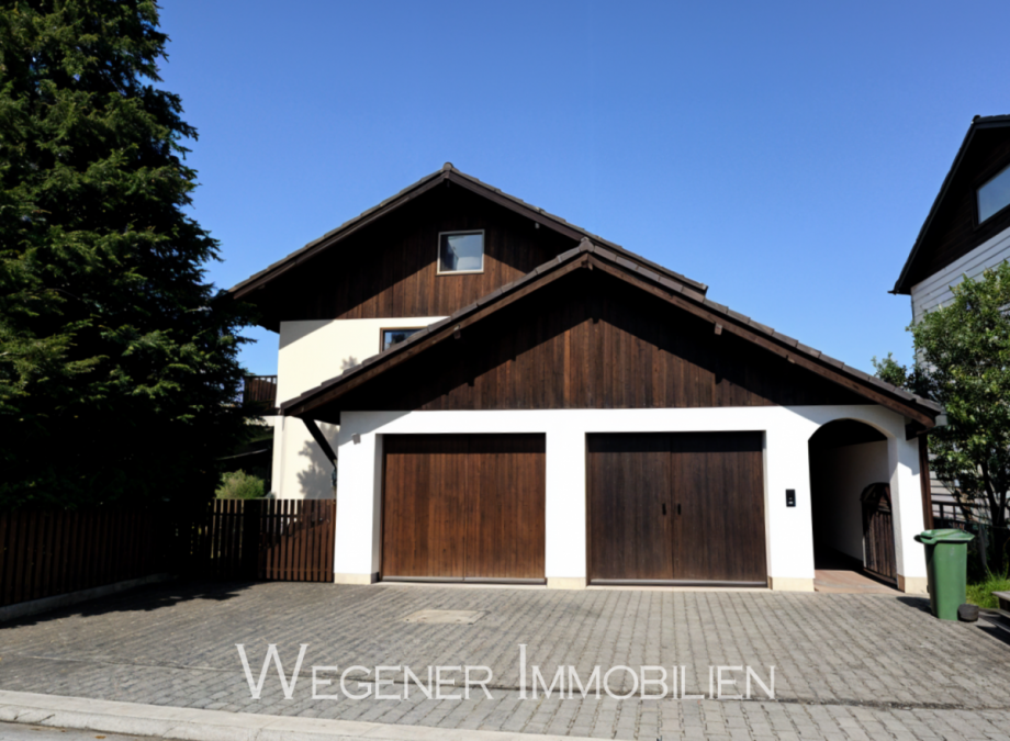 Ansicht Garage Stellplatz Doppelhaush�lfte Vaterstetten