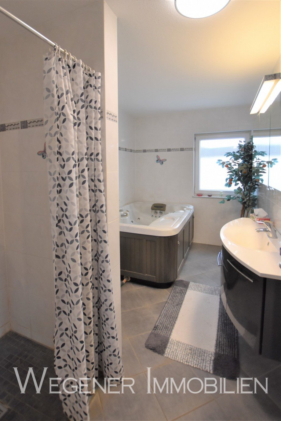 Badezimmer EG Einfamilienhaus Kirchheim bei M�nchen