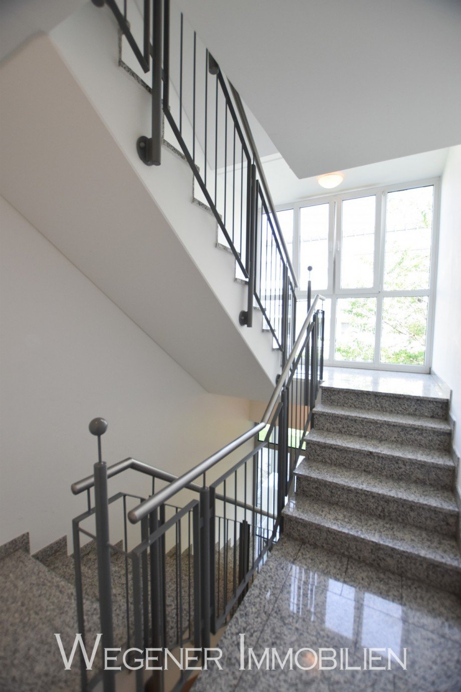 Treppenhaus Dachgeschosswohnung Kirchheim bei M�nchen
