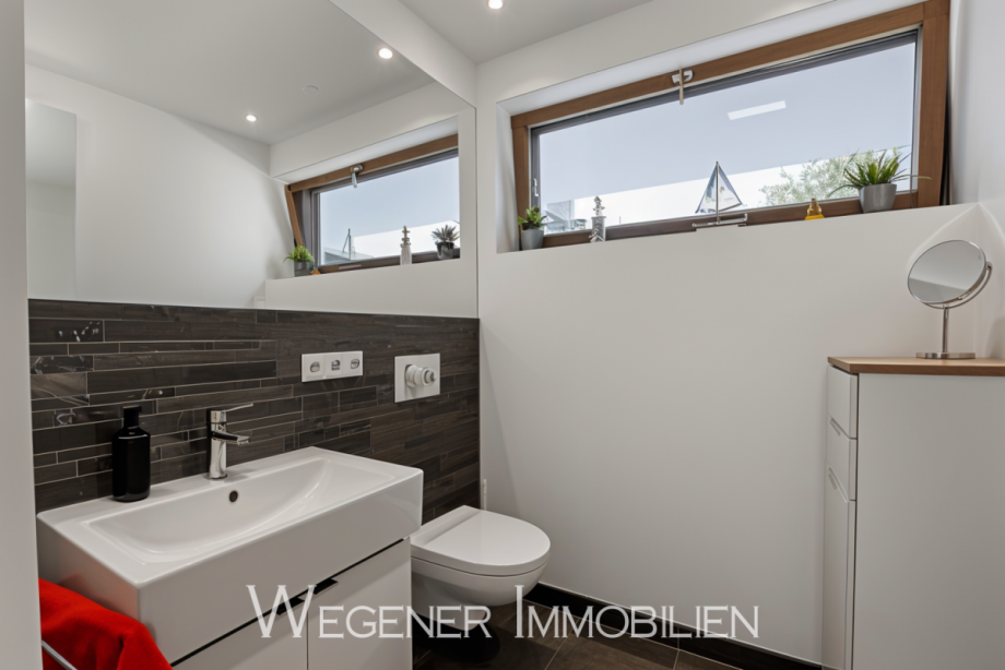 G�ste WC EG Maisonettewohnung Haar