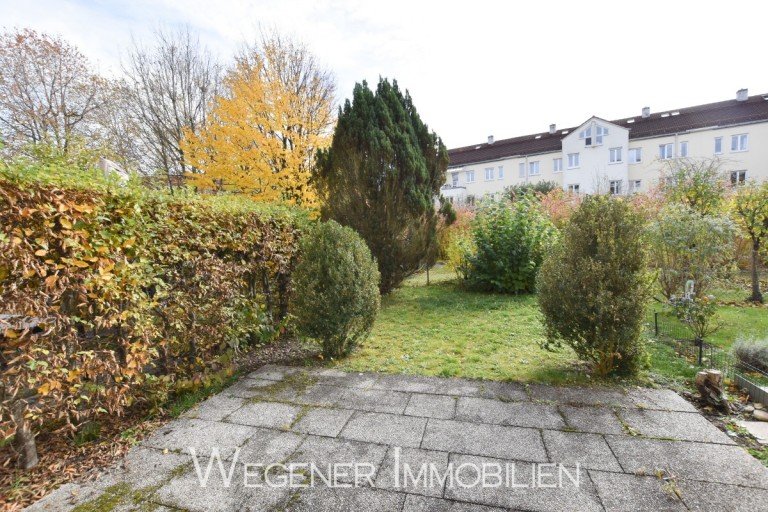 Terrasse Taufkirchen Erdgeschosswohnung Sofort verf�gbar! 1-Zimmer-Garten-Wohnung mit TG-Einzelstellplatz in ruhiger Lage Taufkirchen