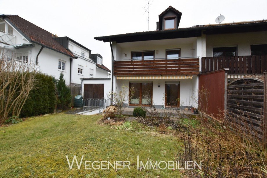 Hausansicht Garten Doppelhaush�lfte M�nchen