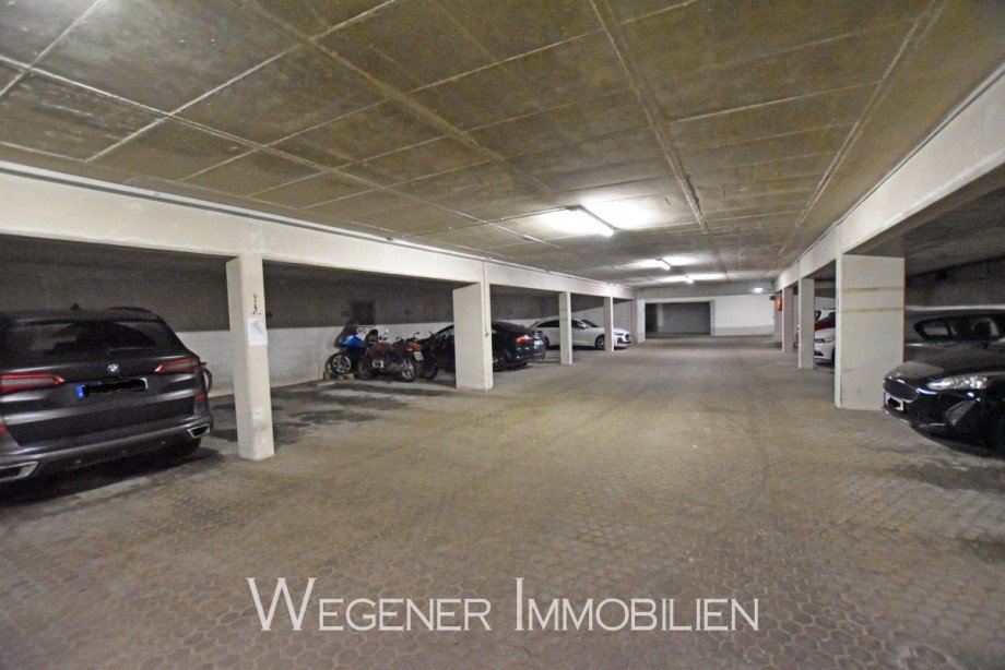 Tiefgarage Dachgeschosswohnung Kirchheim bei M�nchen