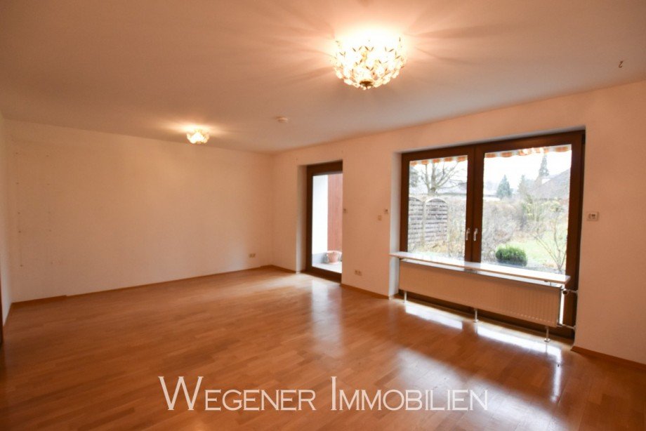 Wohnen EG Doppelhaush�lfte M�nchen