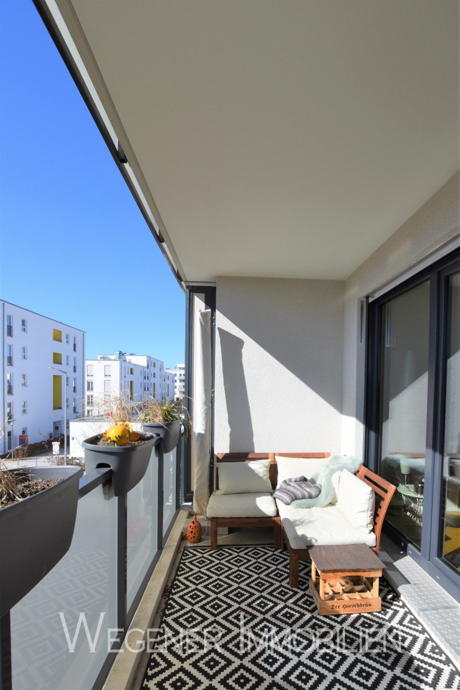 S�d-Balkon Etagenwohnung M�nchen
